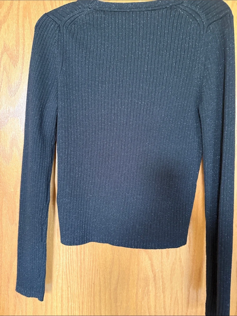 Black Ribbed V‑Neck Button Cardigan - Picture 4 of 4